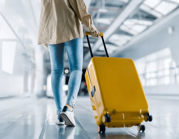 Best Travel Hacks to Save Money on UAE to Asia Flights